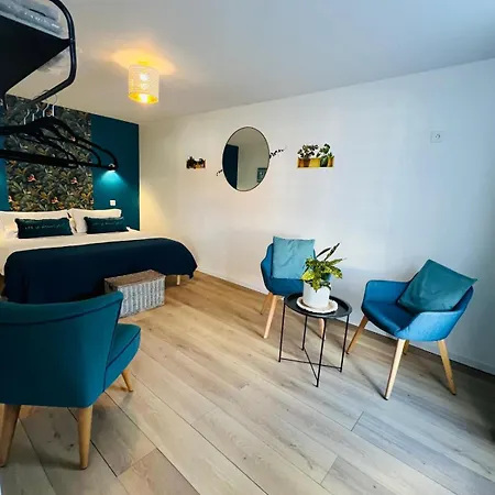 Les 2 Caps Bed & Breakfast *